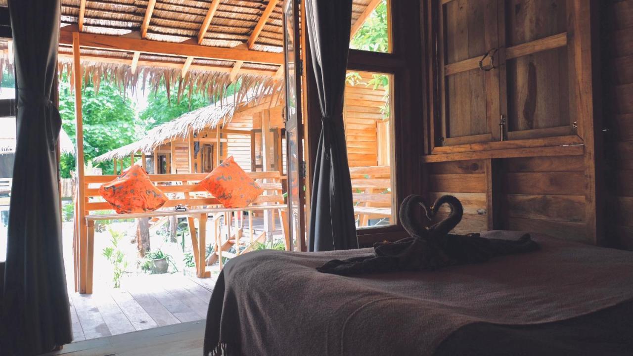 The Hideaway, Koh Lipe Hotel Exterior photo